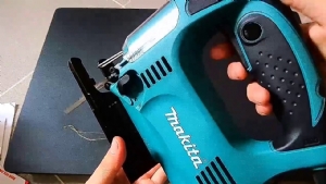 Máy cưa lọng MAKITA 4327